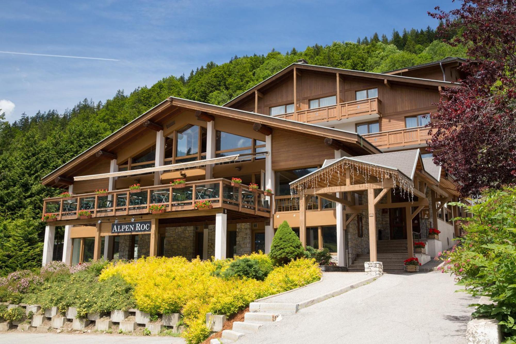 Hotel Alpen Roc La Clusaz Luaran gambar