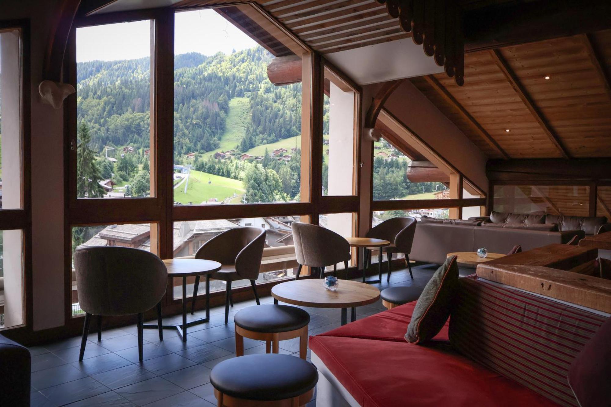 Hotel Alpen Roc La Clusaz Luaran gambar