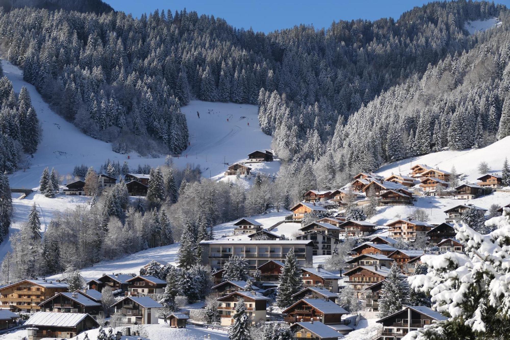 Hotel Alpen Roc La Clusaz Luaran gambar