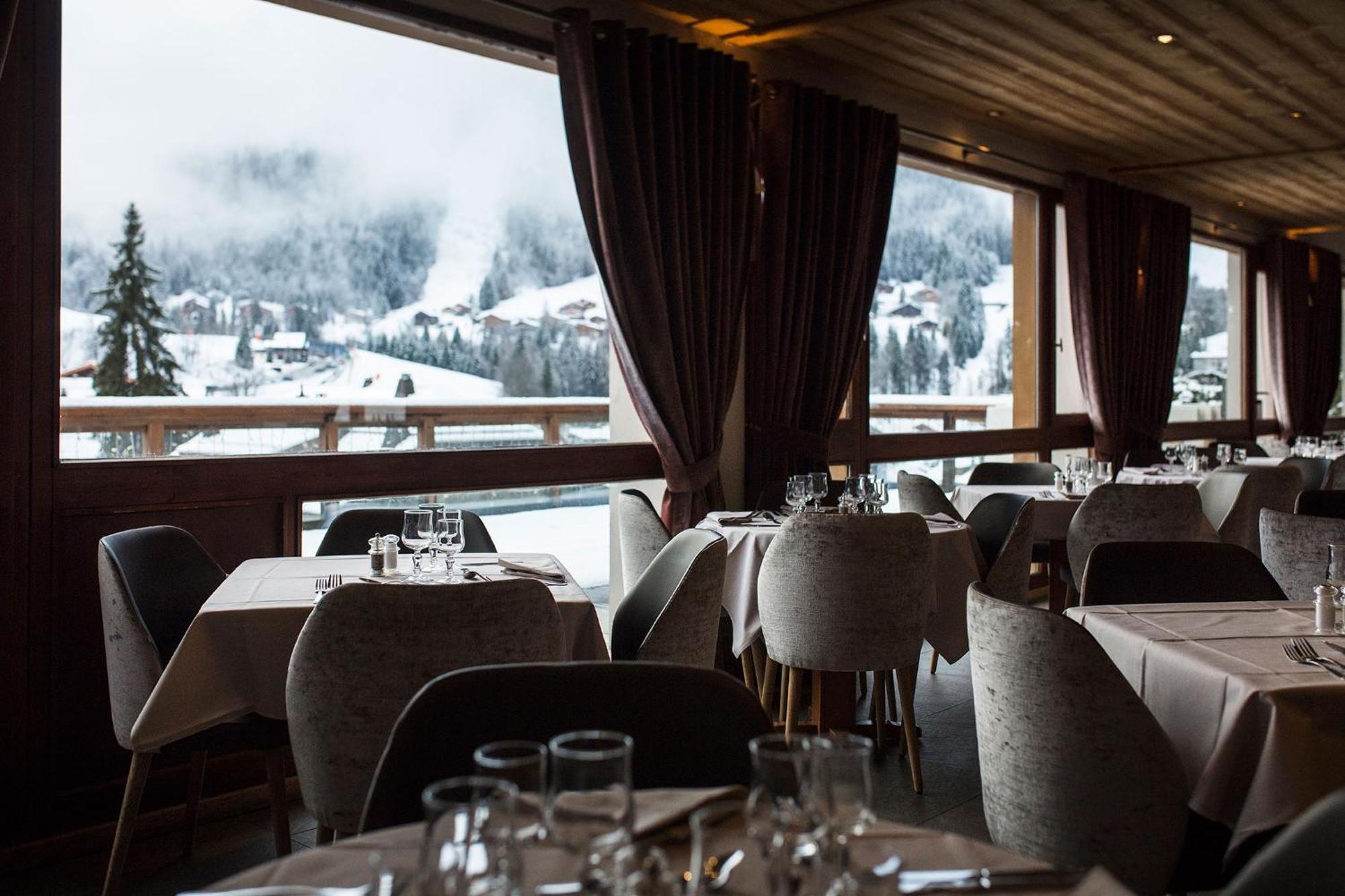 Hotel Alpen Roc La Clusaz Luaran gambar
