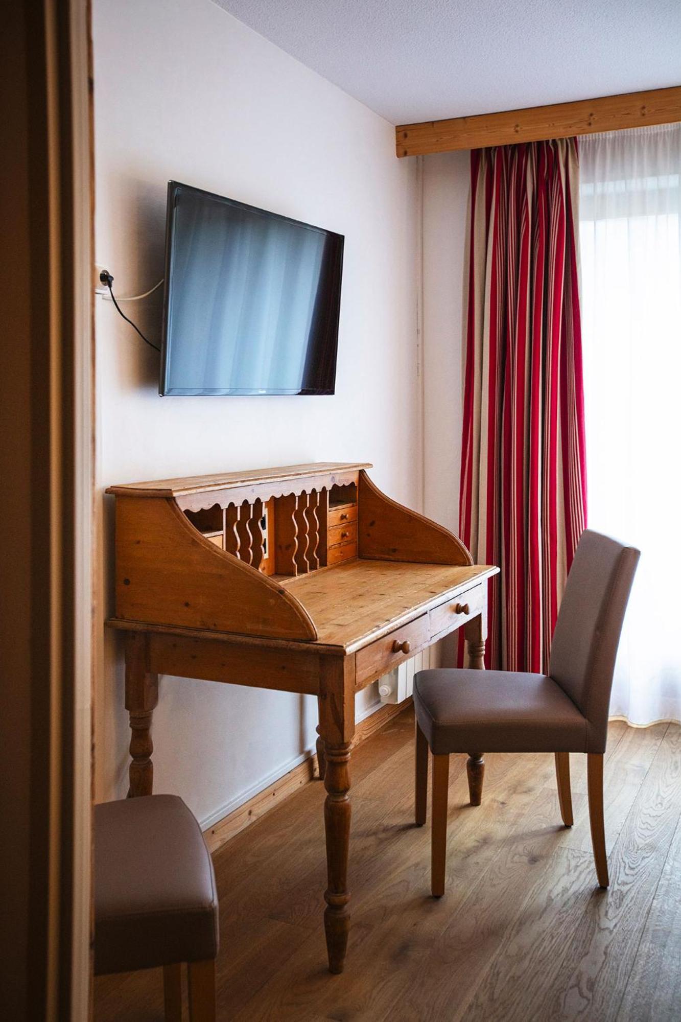 Hotel Alpen Roc La Clusaz Luaran gambar