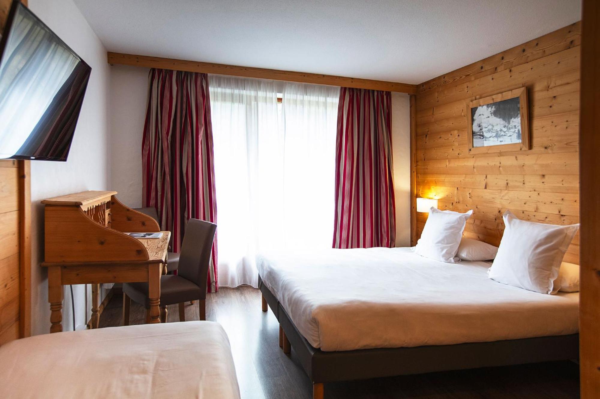 Hotel Alpen Roc La Clusaz Luaran gambar
